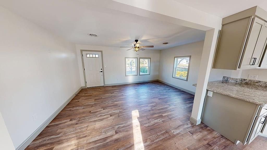 24318 Gertrude St Parksley, VA 23421 - Thumbnail 3