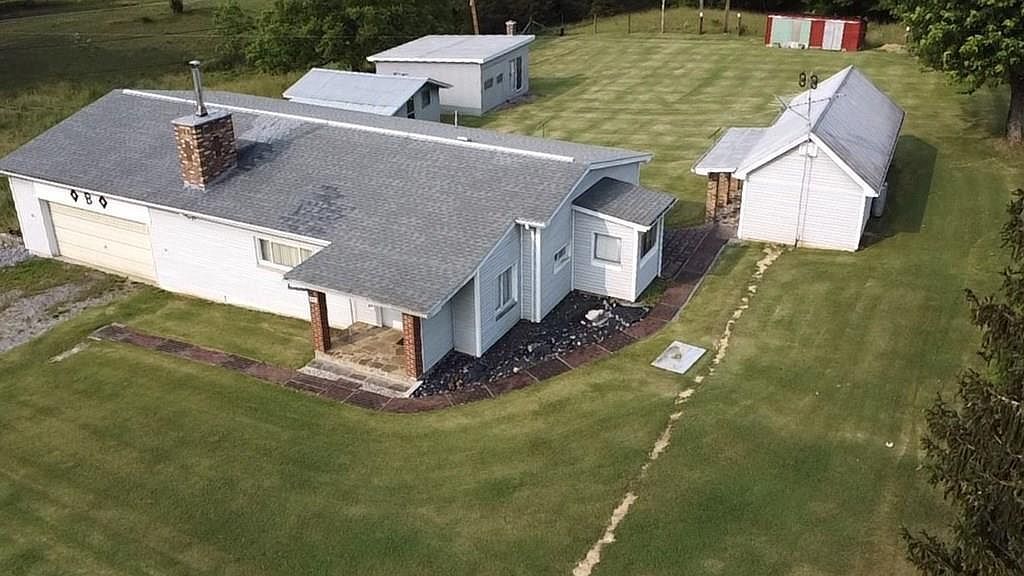 391 Sunset View Rd Peterstown, WV 24963 - Thumbnail 3