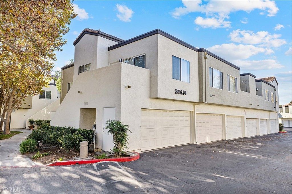 24474 Valle Del Oro UNIT 201 Santa Clarita, CA 91321 - Thumbnail 3