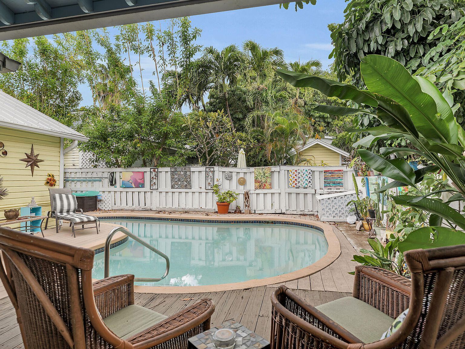 1220-1222 Seminary St Key West, FL 33040 - Thumbnail 3