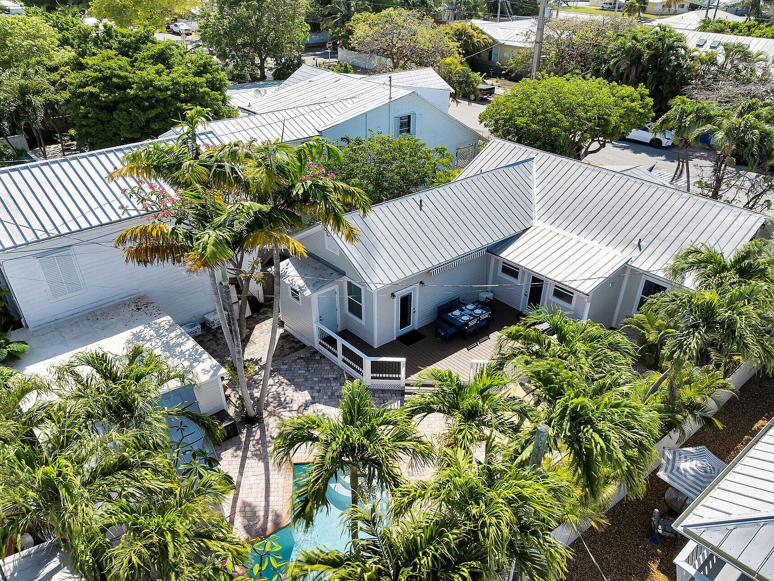 2211 Staples Ave Key West, FL 33040 - Thumbnail 3