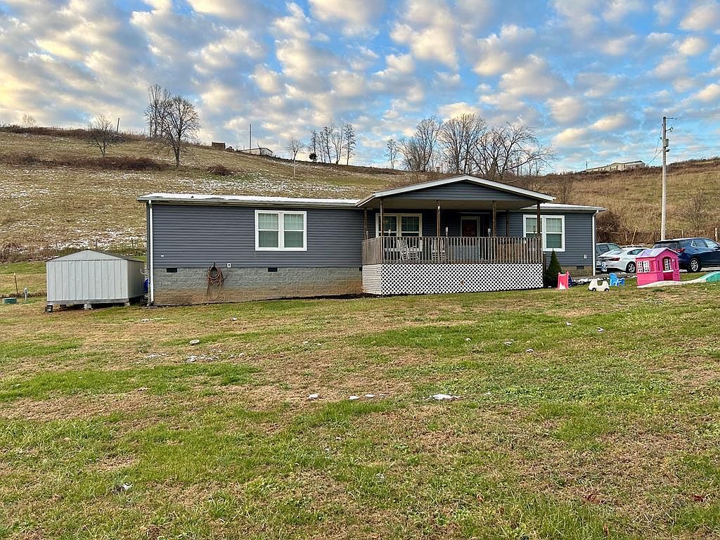 2091 Porter Hollow Rd Castlewood, VA 24224 - Thumbnail 3