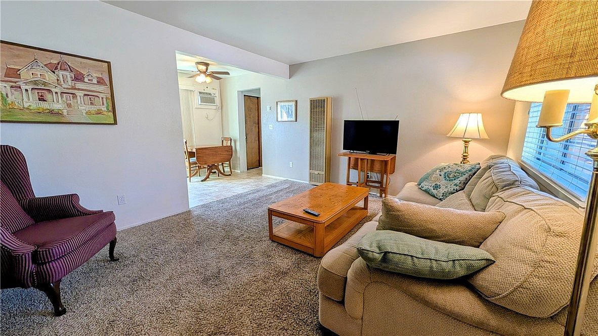 2375 Notre Dame Blvd APT 1 Chico, CA 95928 - Thumbnail 3