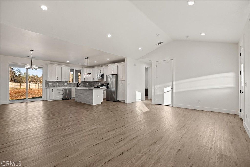 1657 Pepe Cir Paradise, CA 95969 - Thumbnail 3