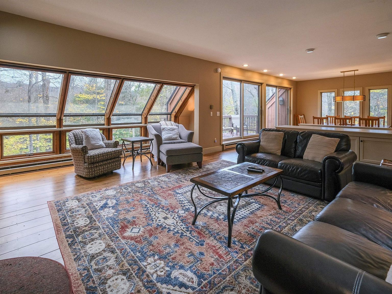 405 Soaring Hawk Rd Plymouth, VT 05056 - Thumbnail 3