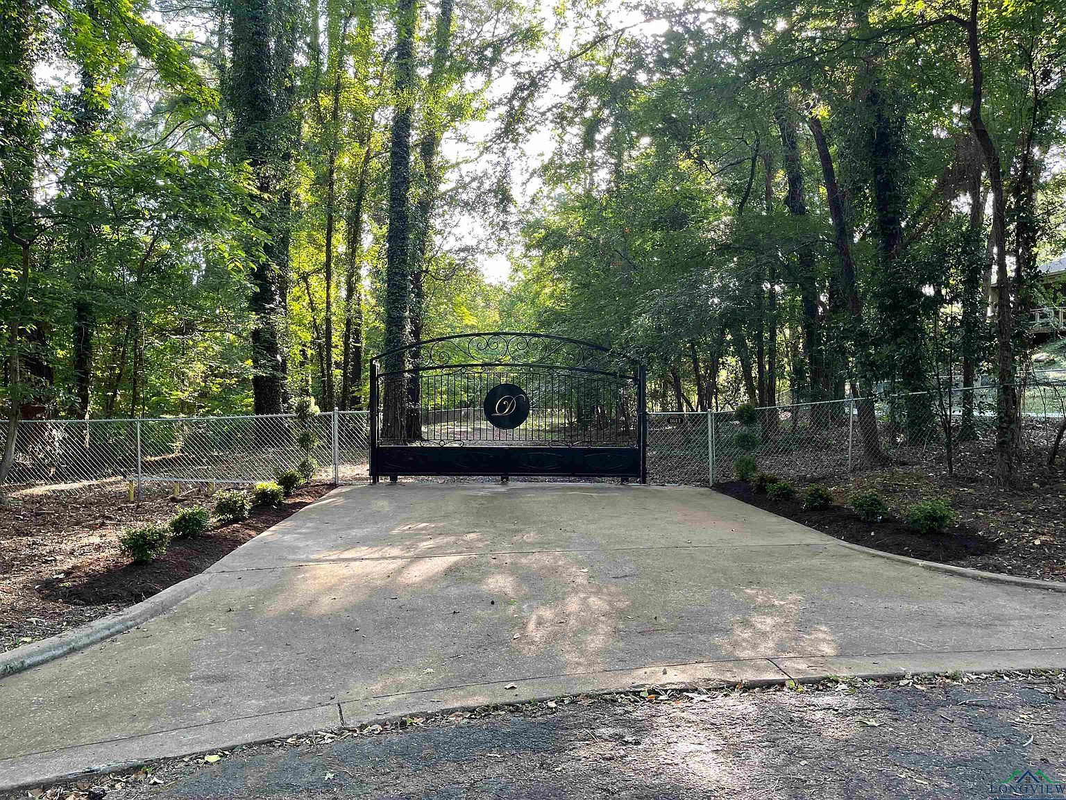 1611 Clarendon St Longview, TX 75601 - Thumbnail 3