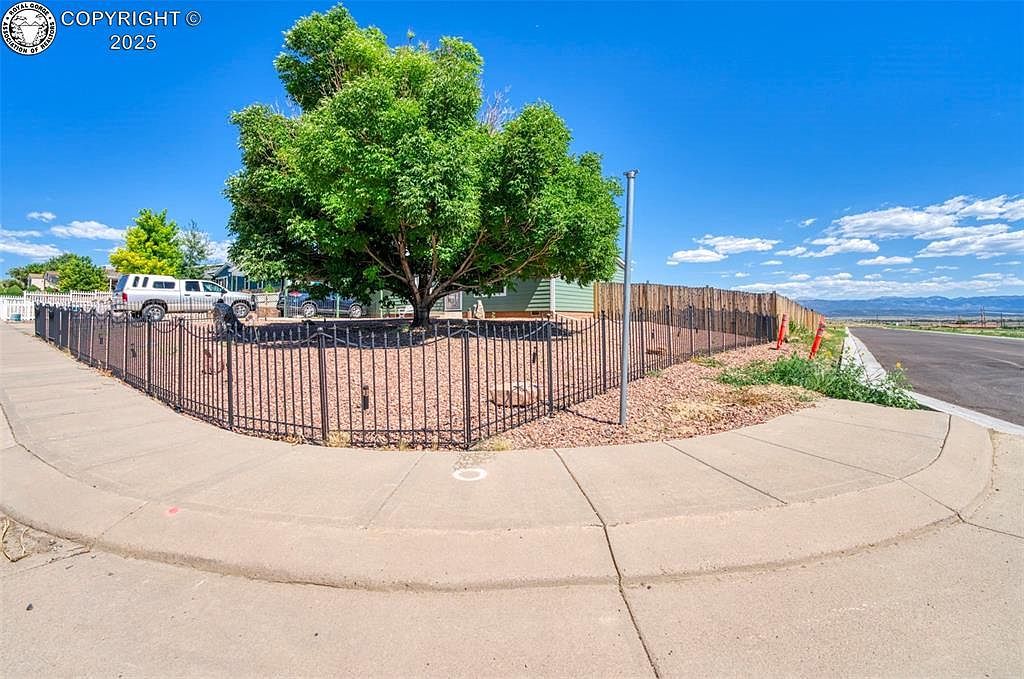 206 Indian Hills Rd Florence, CO 81226 - Thumbnail 3