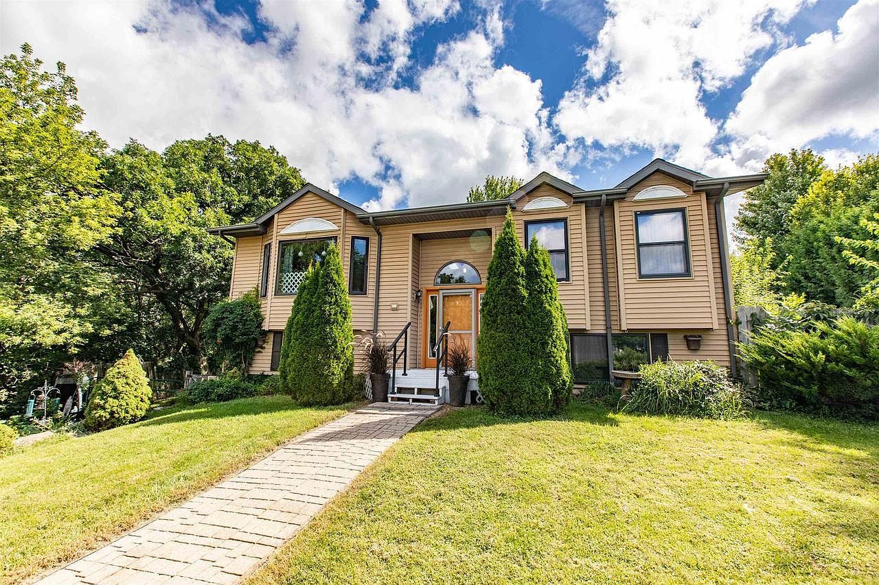 100 Jentz Dr Potosi, WI 53820 - Thumbnail 3