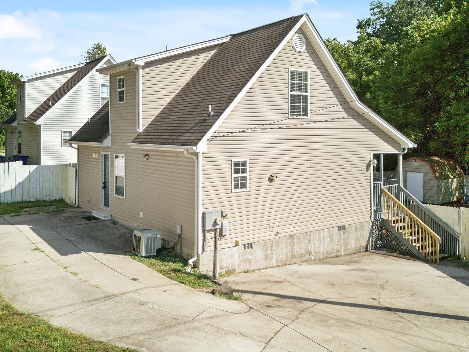 901 6th St SE Cleveland, TN 37311 - Thumbnail 3