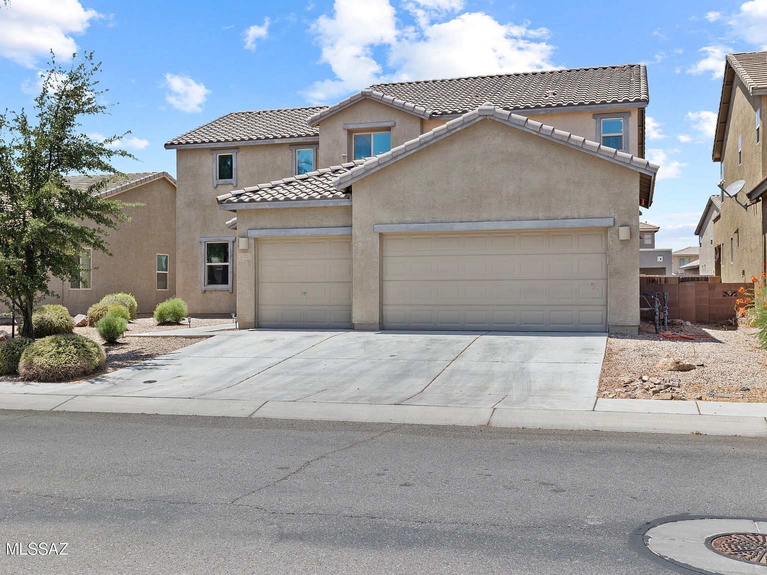 1025 E Harshaw Land Ln Sahuarita, AZ 85629 - Thumbnail 3