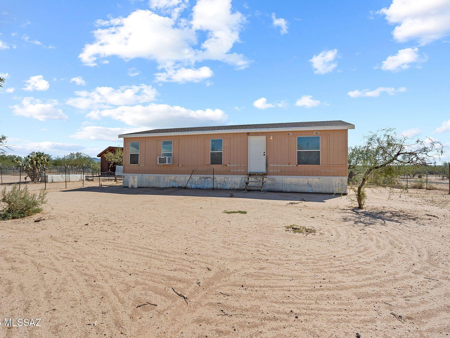 8925 S Comanche Rd Tucson, AZ 85735 - Thumbnail 3