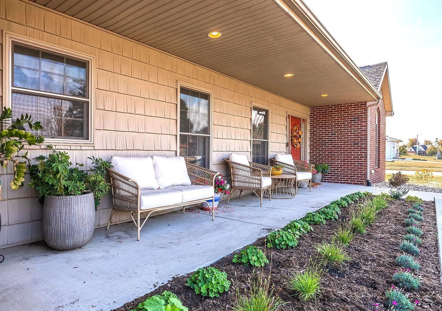 36 Lone Oak Ct Bloomington, IL 61705 - Thumbnail 3