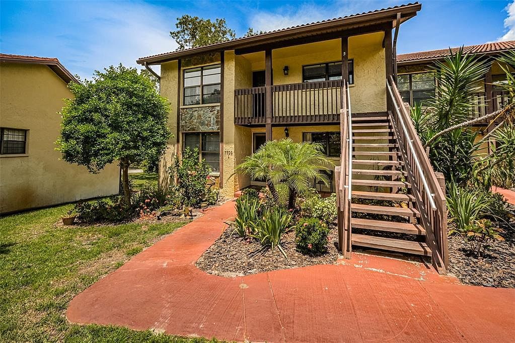 7705 Forest Trl APT 1 Port Richey, FL 34668 - Thumbnail 3