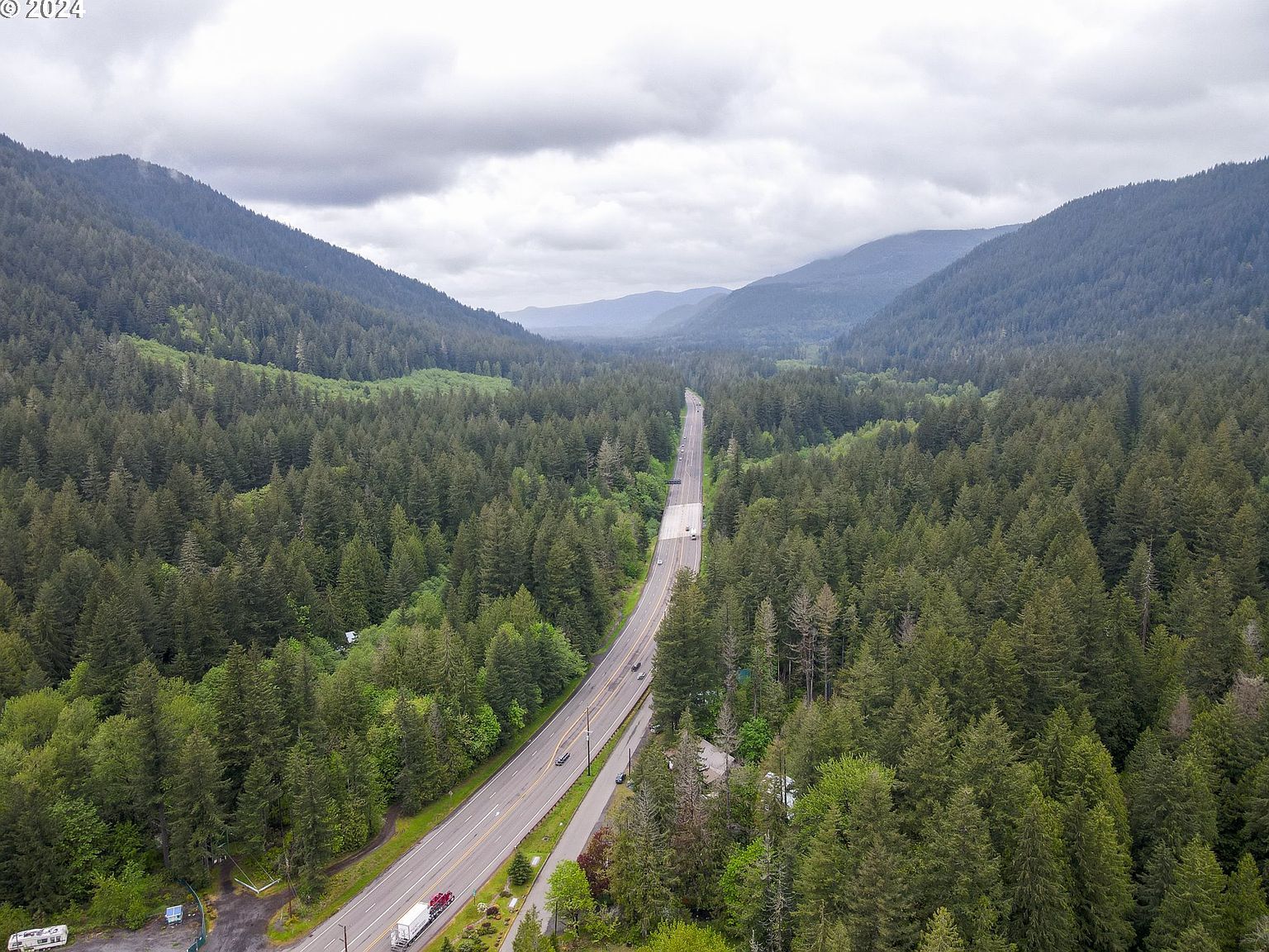 26948 E Arlie Mitchell Rd, Rhododendron, OR, 97049 - Thumbnail 3