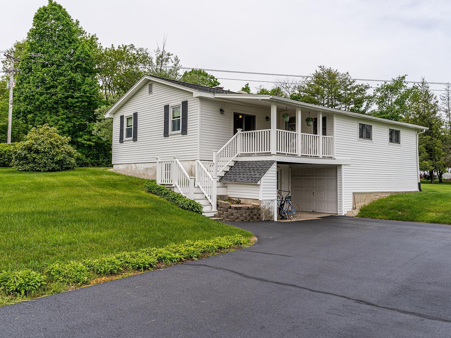 2 Roy St Raymond, NH 03077 - Thumbnail 3