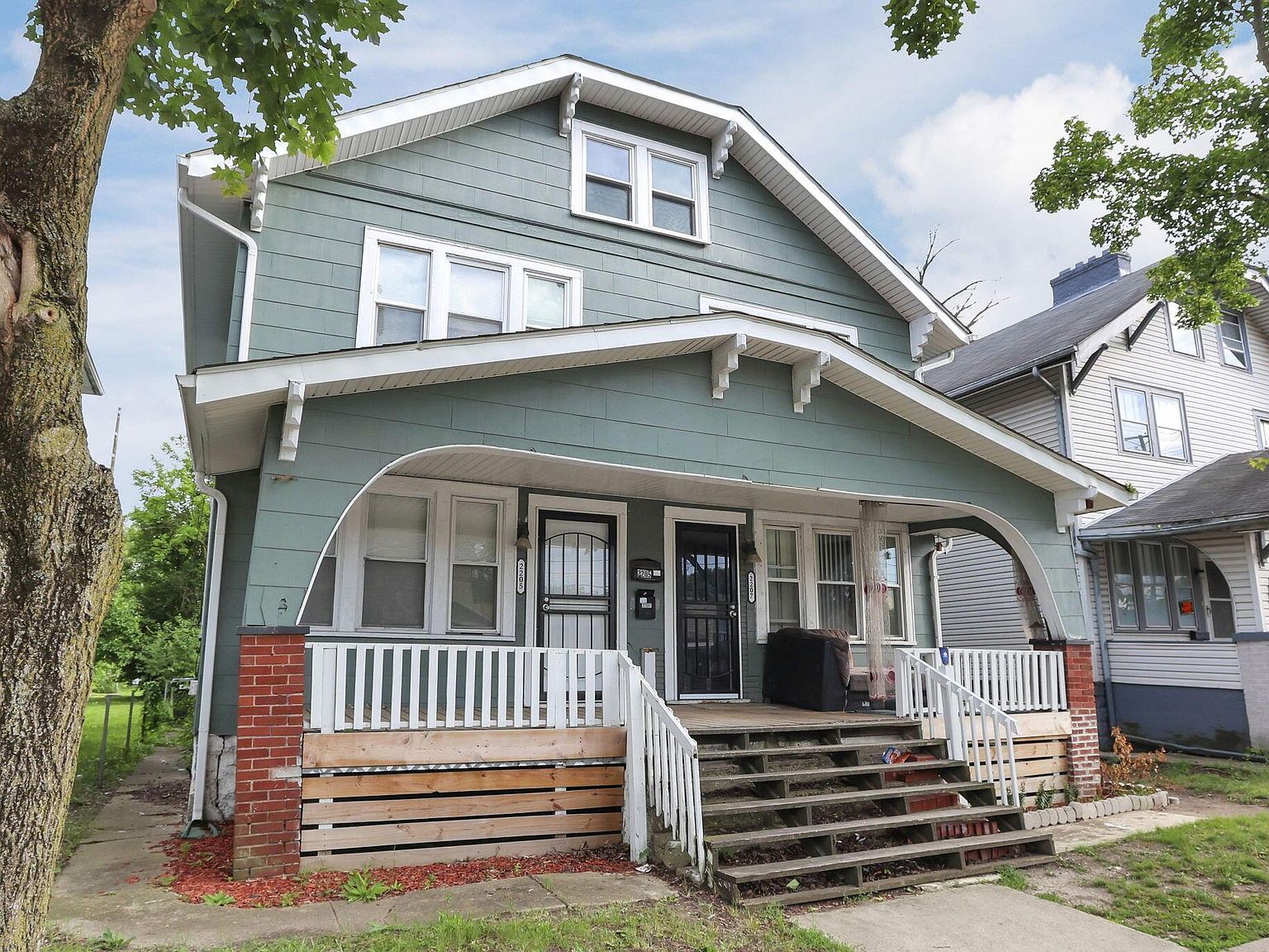 2205-2207 Sullivant Ave Columbus, OH 43223 - Thumbnail 3