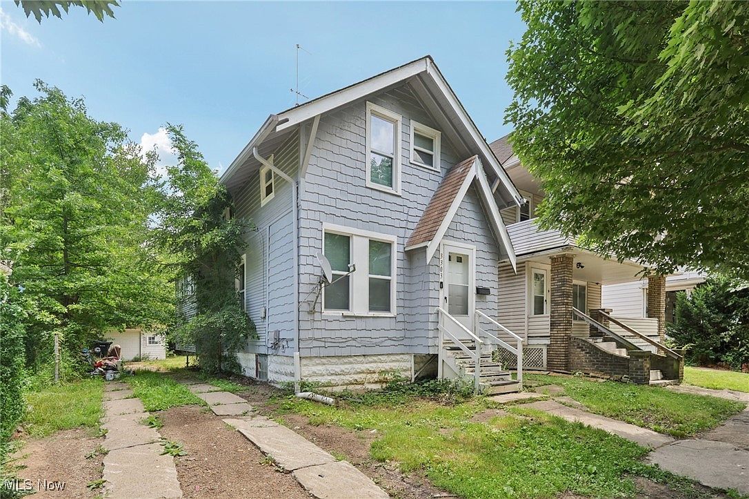 3303 W 123rd St Cleveland, OH 44111 - Thumbnail 3