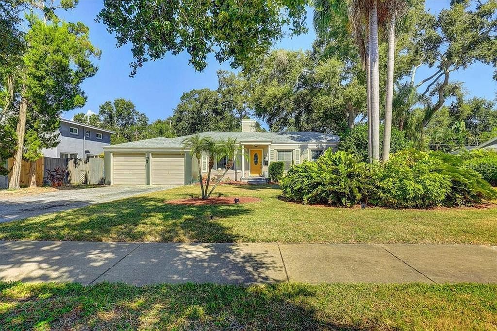 329 57th Ave S Saint Petersburg, FL 33705 - Thumbnail 3