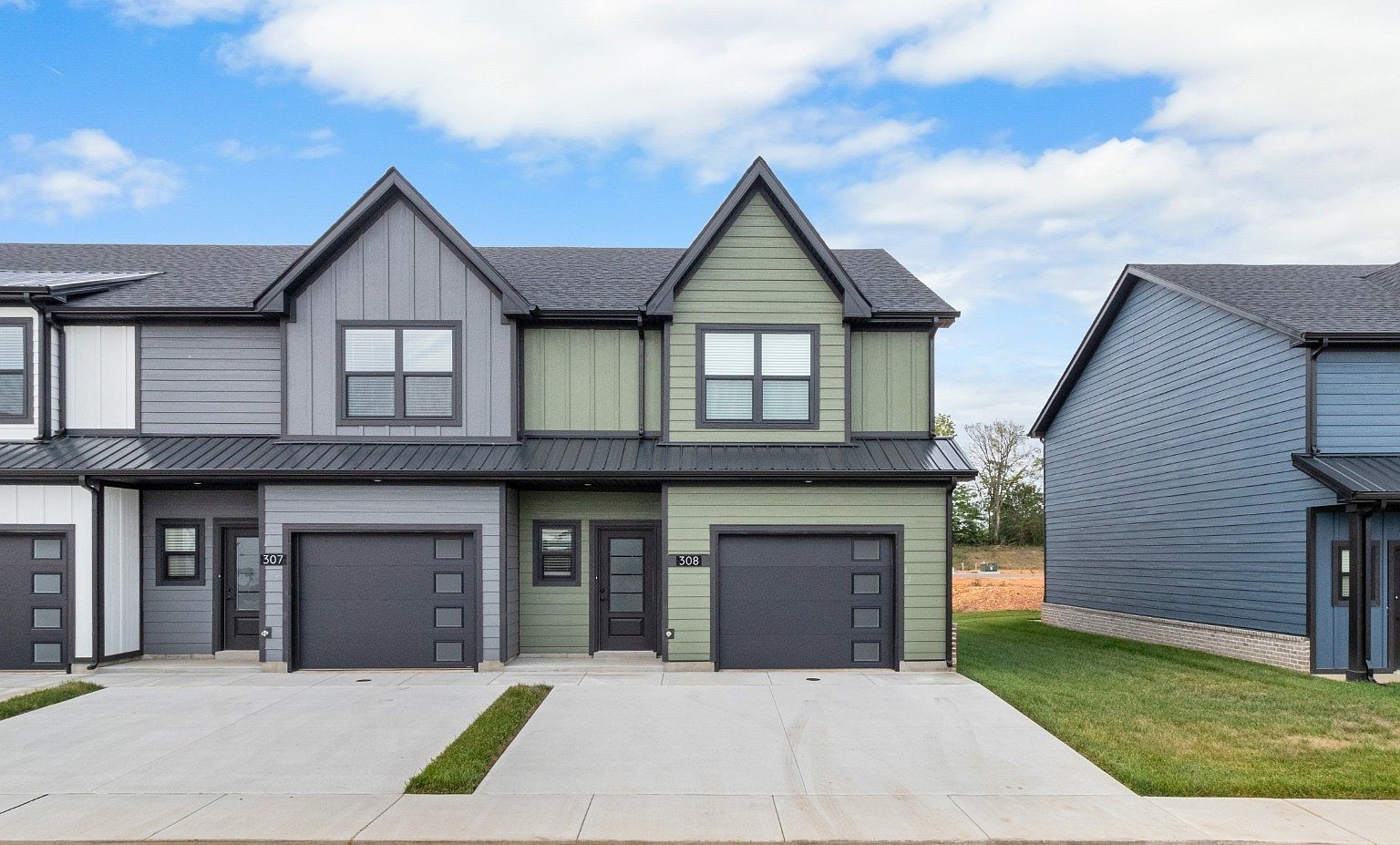 307 Jonathan Wade Cir Clarksville, TN 37043 - Thumbnail 3