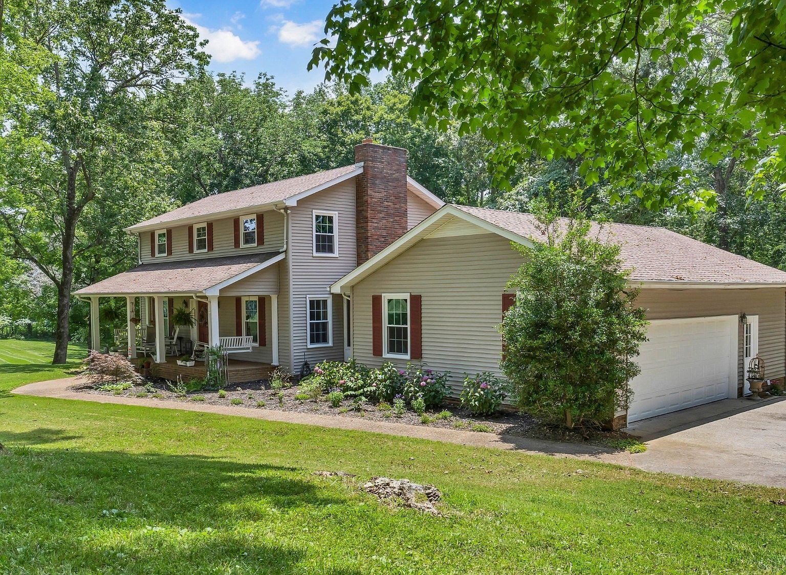 1330 Barkley Hills Cir Clarksville, TN 37040 - Thumbnail 3