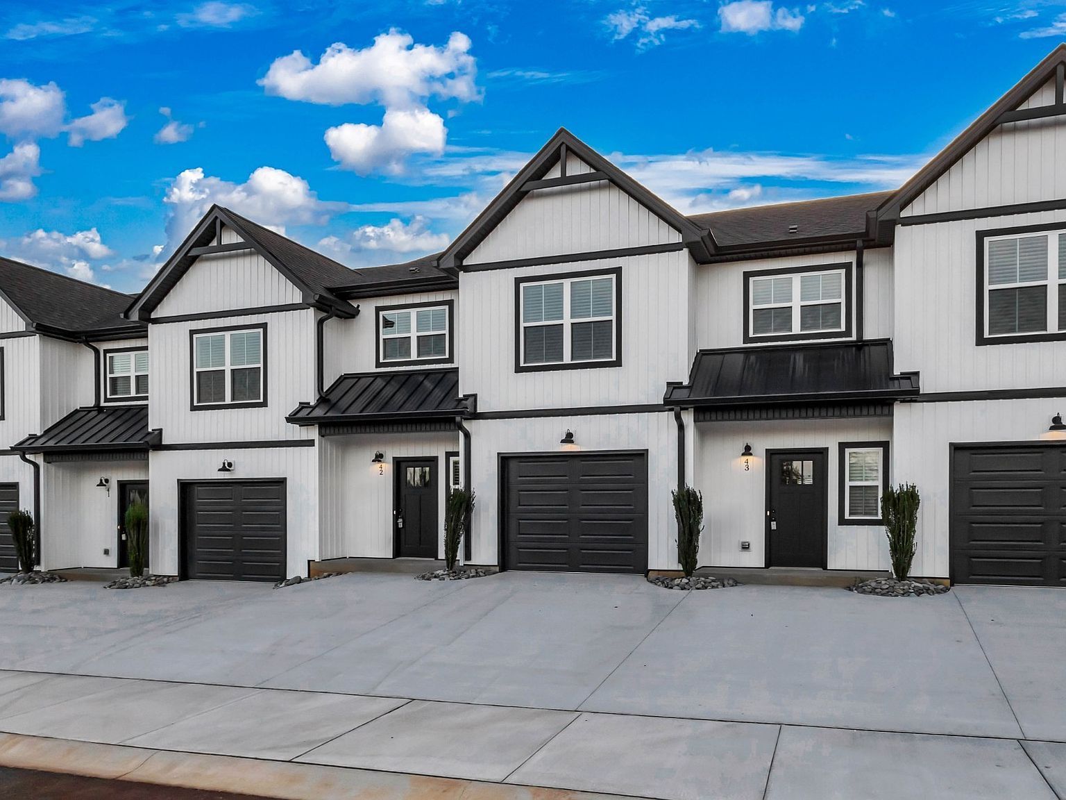 166 Sango Dr BUILDING 6-48 Clarksville, TN 37043 - Thumbnail 3