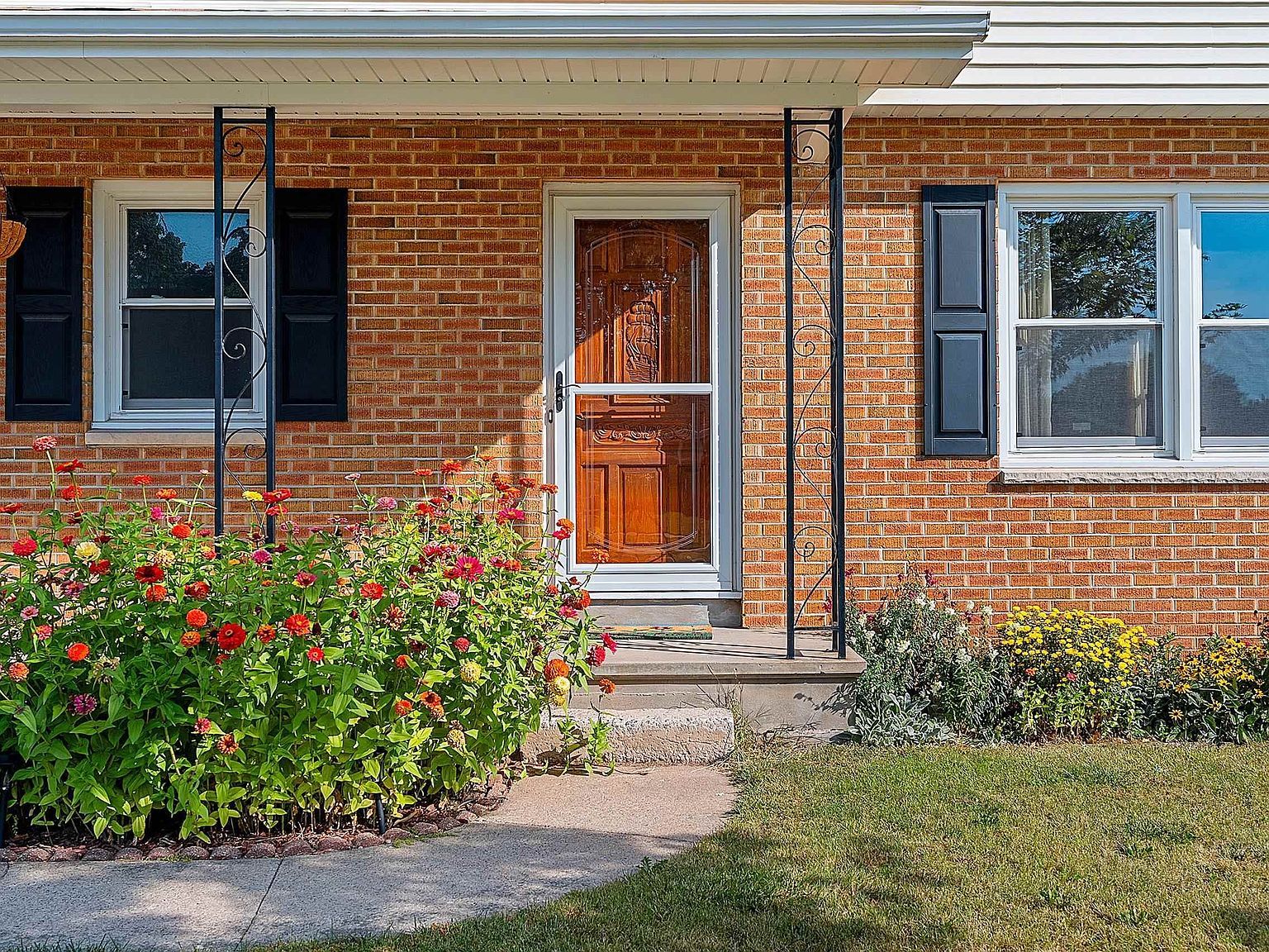 876 W 19th Ave Oshkosh, WI 54902 - Thumbnail 3