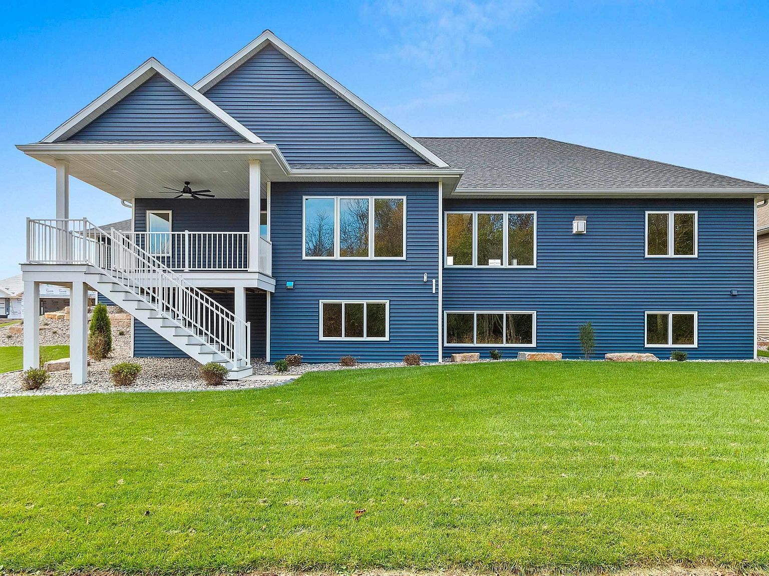 2534 N Stellita Cir De Pere, WI 54115 - Thumbnail 3