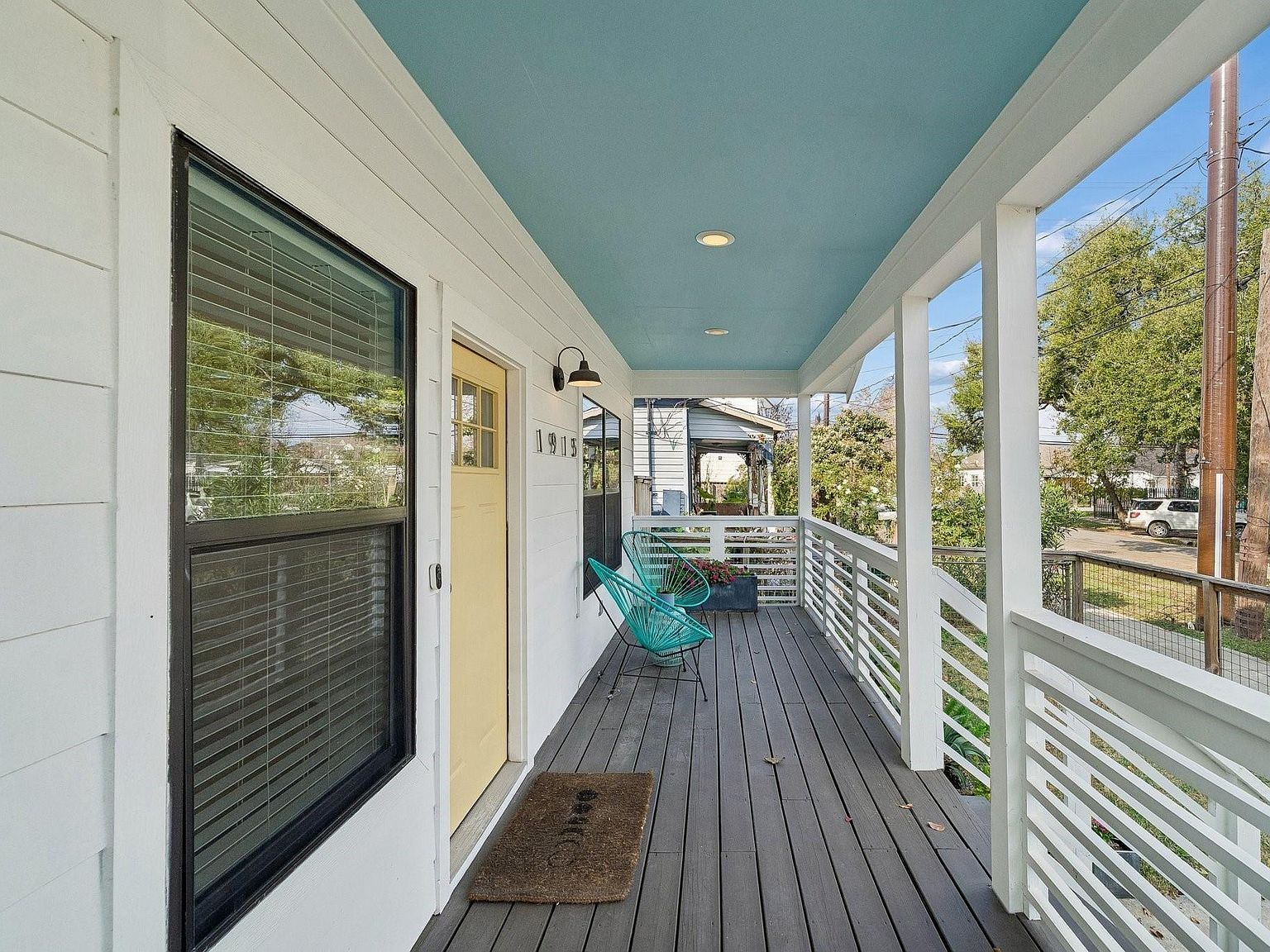 1915 Everett St Houston, TX 77009 - Thumbnail 3