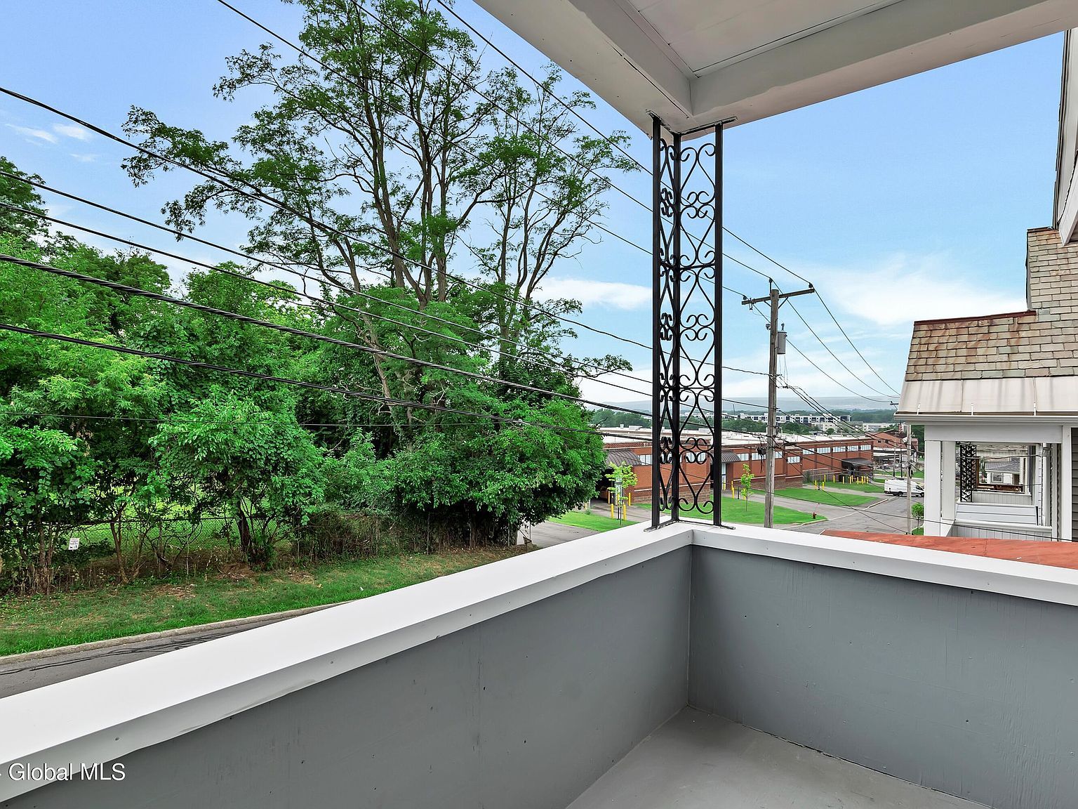 623 Seneca St Schenectady, NY 12308 - Thumbnail 3