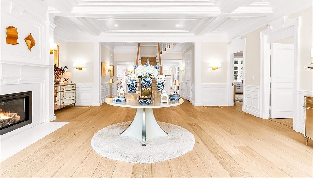 31 Boyles St Beverly, MA 01915 - Thumbnail 3