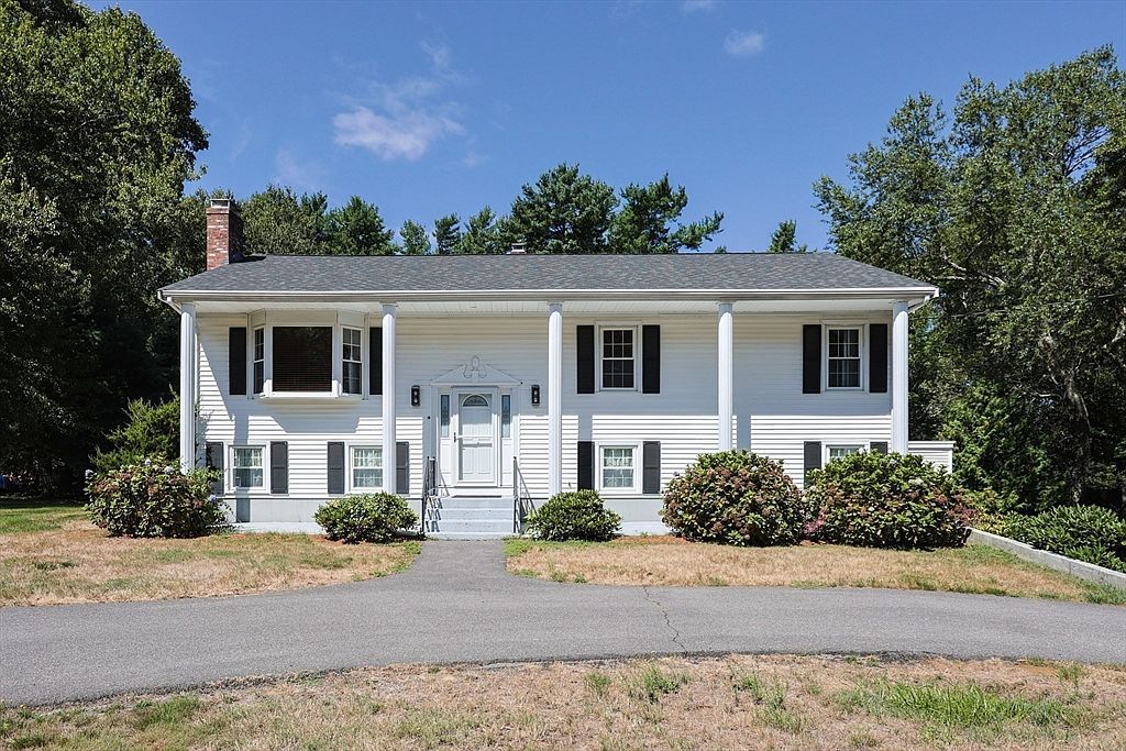 6 Weetamoe Dr Assonet, MA 02702 - Thumbnail 3