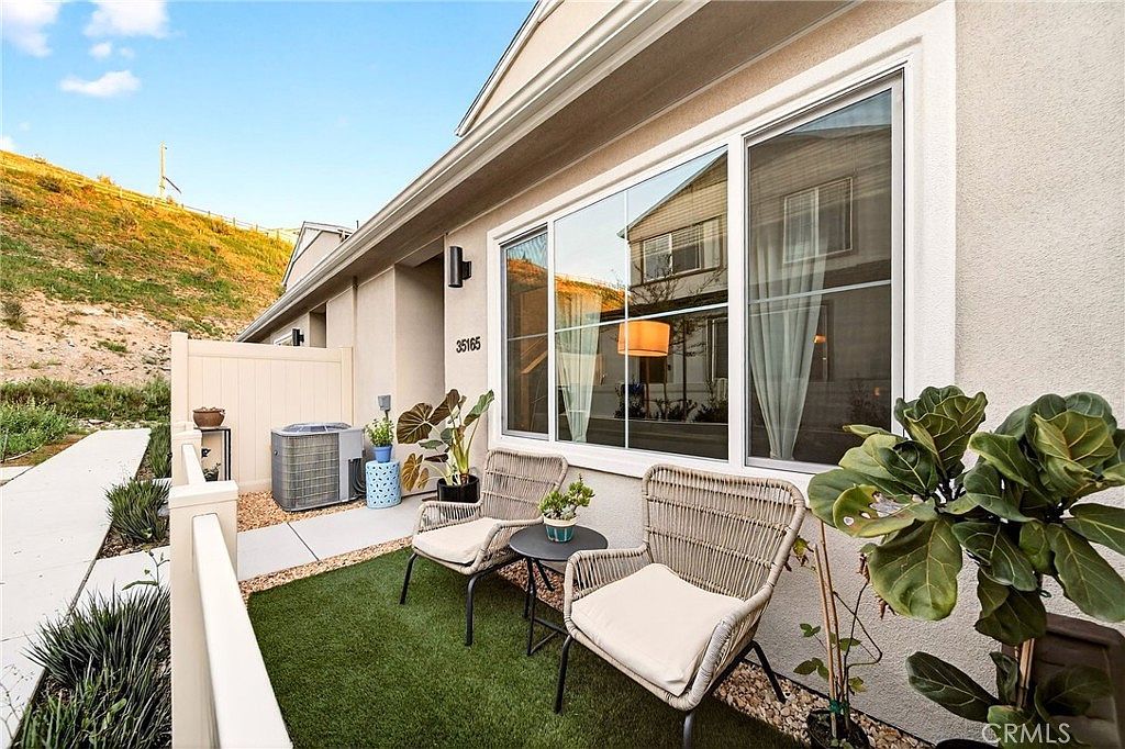 35165 Rangpur Ln Fallbrook, CA 92028 - Thumbnail 3