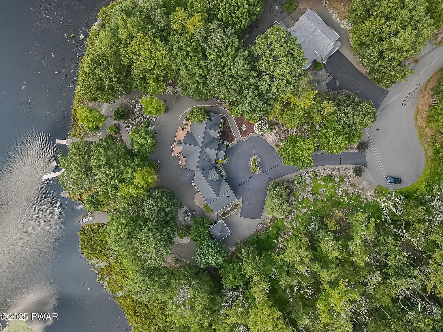 111 Bass Ct Lackawaxen, PA 18435 - Thumbnail 3