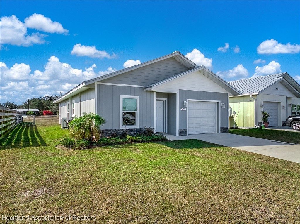 6421 Okinawa Ave Sebring, FL 33876 - Thumbnail 3