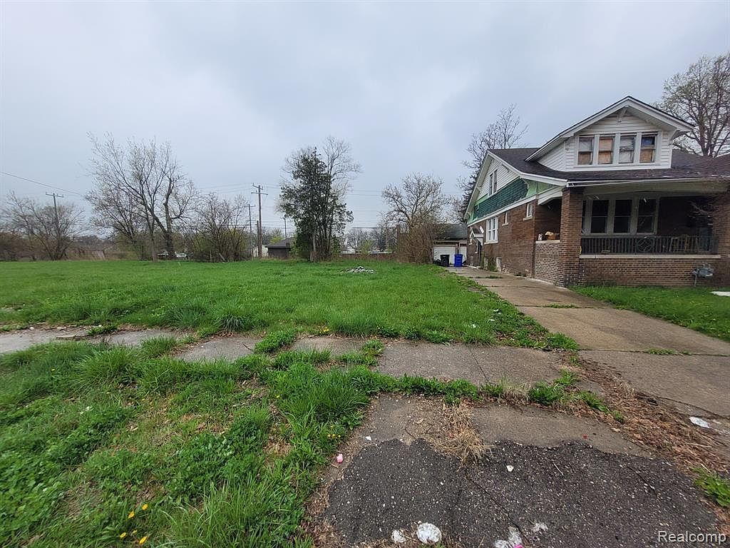3967 Beaconsfield St Detroit, MI 48224 - Thumbnail 3