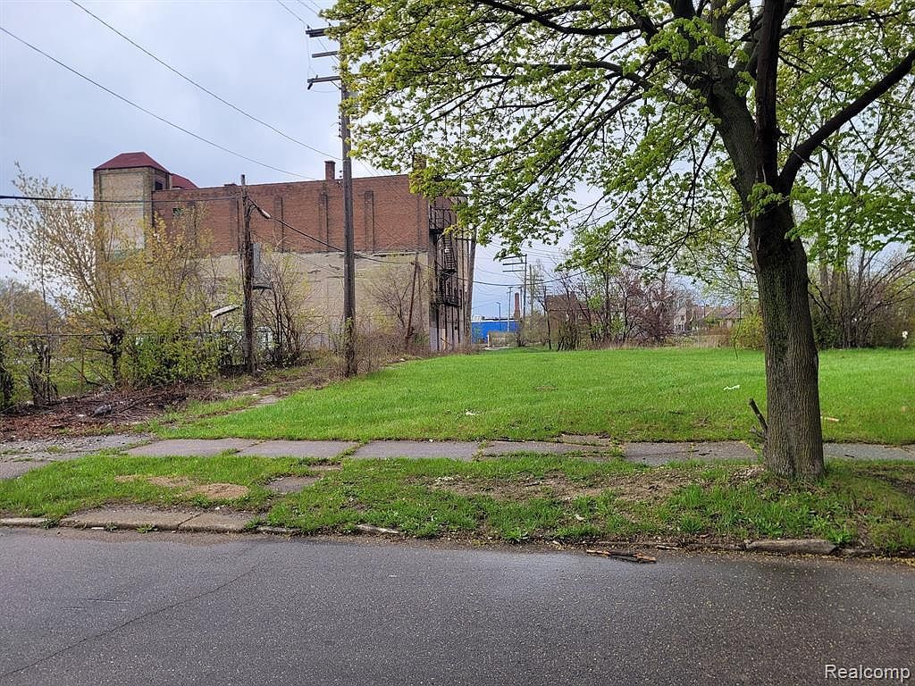 3358 Rochester St Detroit, MI 48206 - Thumbnail 3