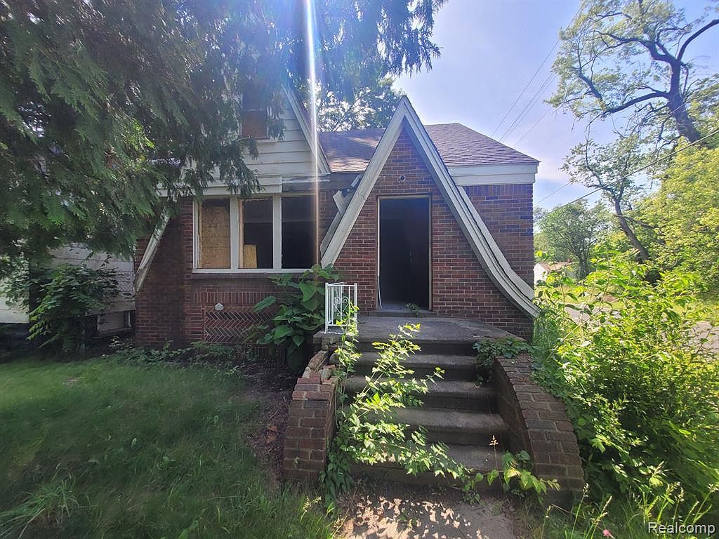 15379 Dolphin St Detroit, MI 48223 - Thumbnail 3