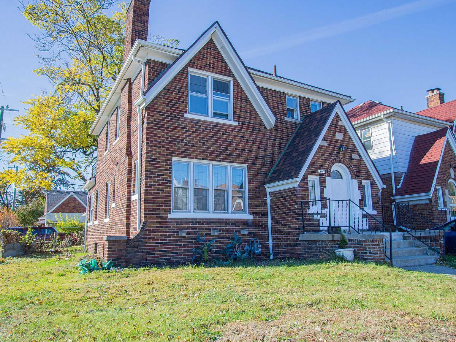 18403 Santa Rosa Dr Detroit, MI 48221 - Thumbnail 3