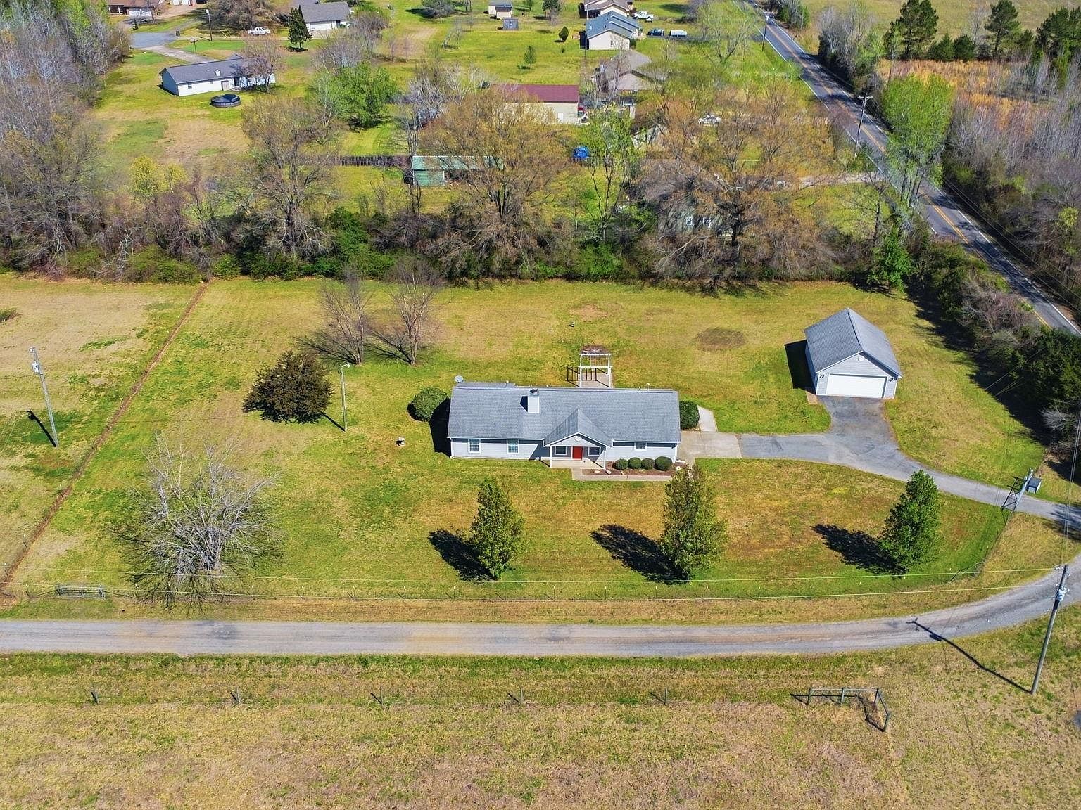 8701 Centennial Rd Jacksonville, AR 72076 - Thumbnail 3