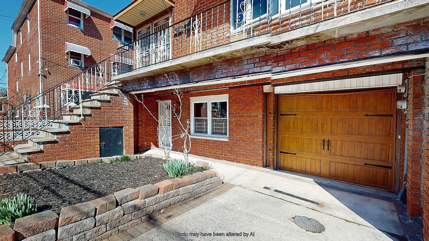 1213 Desmond Ct Brooklyn, NY 11235 - Thumbnail 3