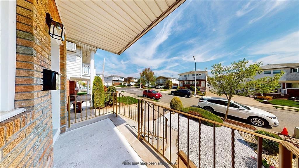 8 Thayer Pl Staten Island, NY 10306 - Thumbnail 3