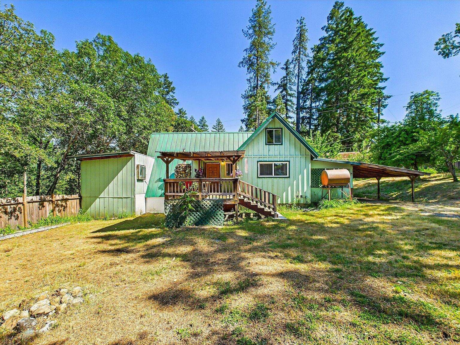 920 Patterson Rd Willow Creek, CA 95573 - Thumbnail 3