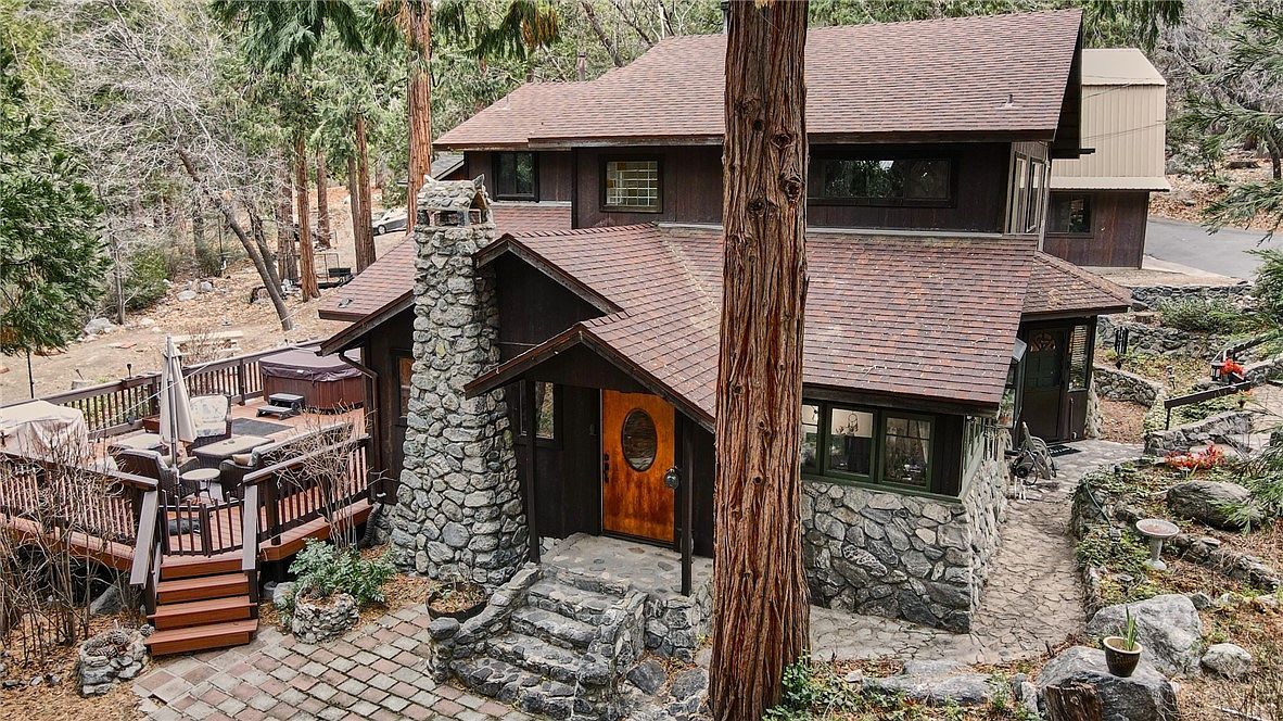 9249 Wood Rd Forest Falls, CA 92339 - Thumbnail 3