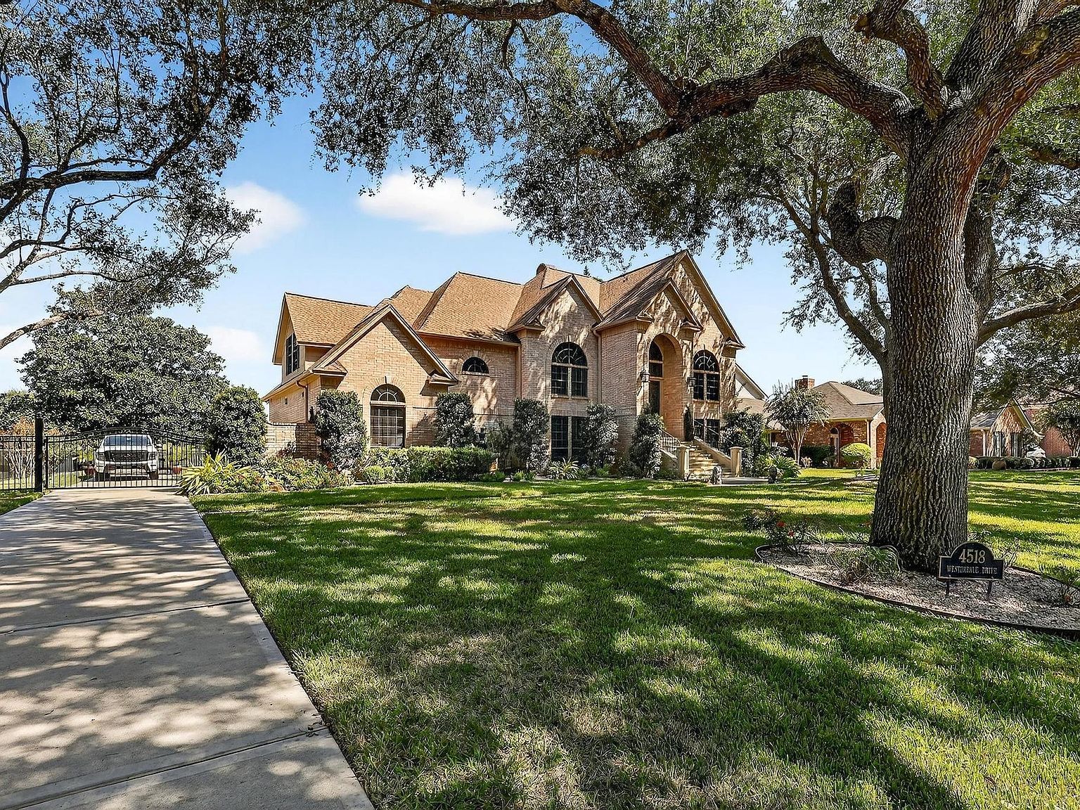 4518 Westerdale Dr Weston Lakes, TX 77441 - Thumbnail 3