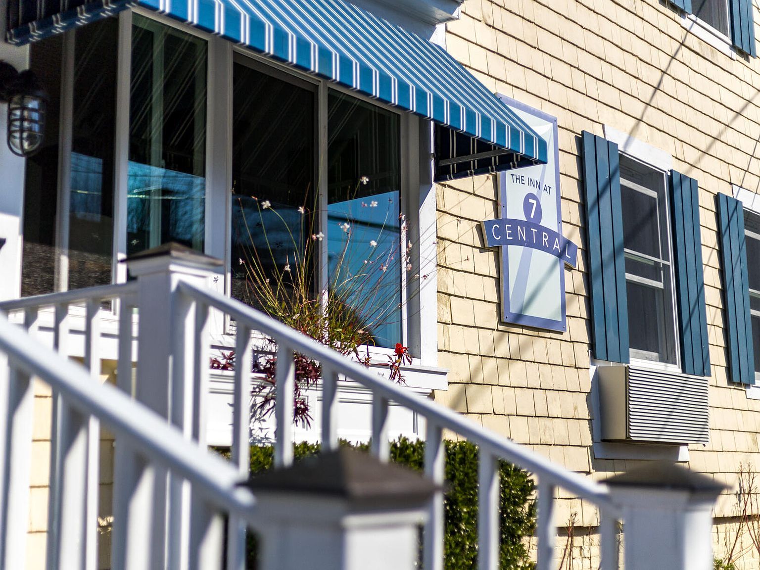 7 Central St Provincetown, MA 02657 - Thumbnail 3