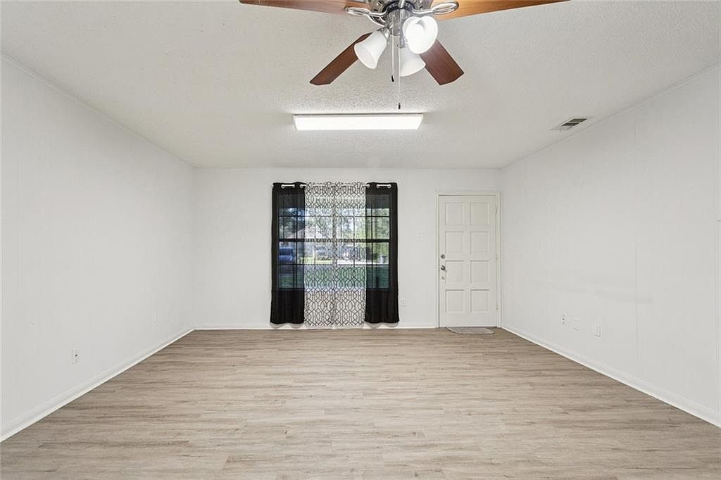 2312 Robin St Slidell, LA 70460 - Thumbnail 3