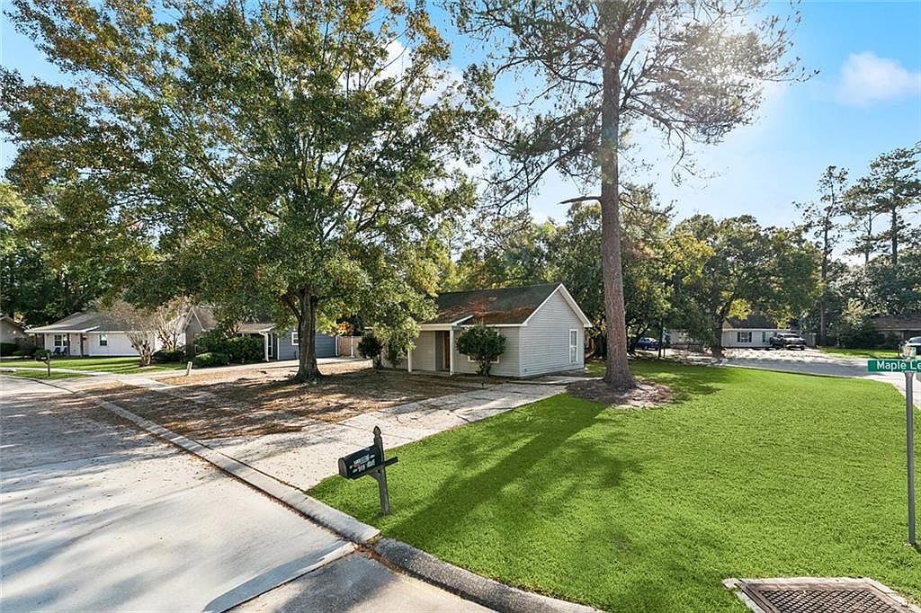 345 Mapleleaf Dr Slidell, LA 70458 - Thumbnail 3