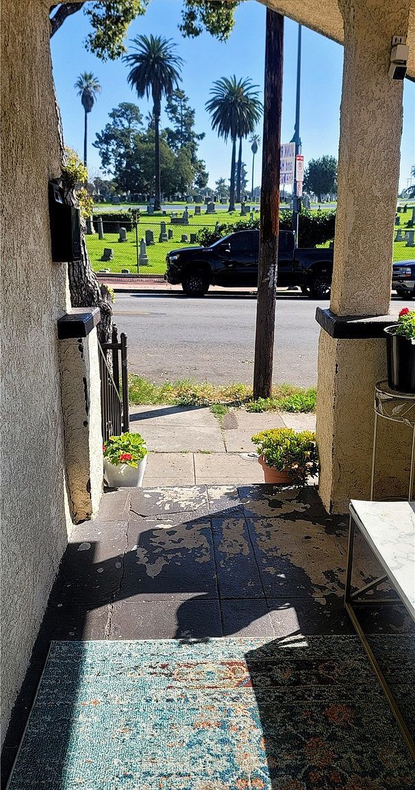 215 N Evergreen Ave Los Angeles, CA 90033 - Thumbnail 3