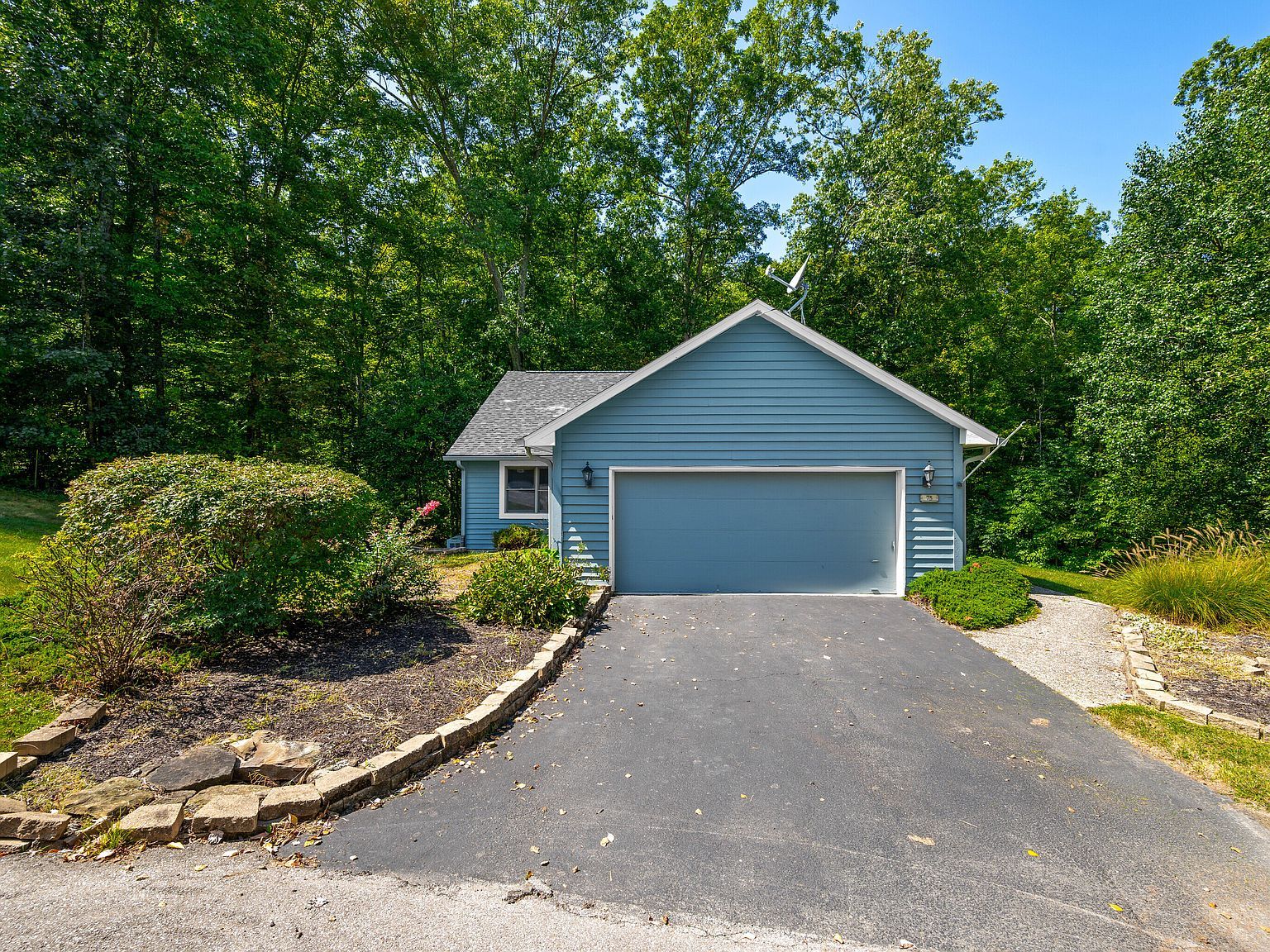 75 Pine Water Ct Nashville, IN 47448 - Thumbnail 3