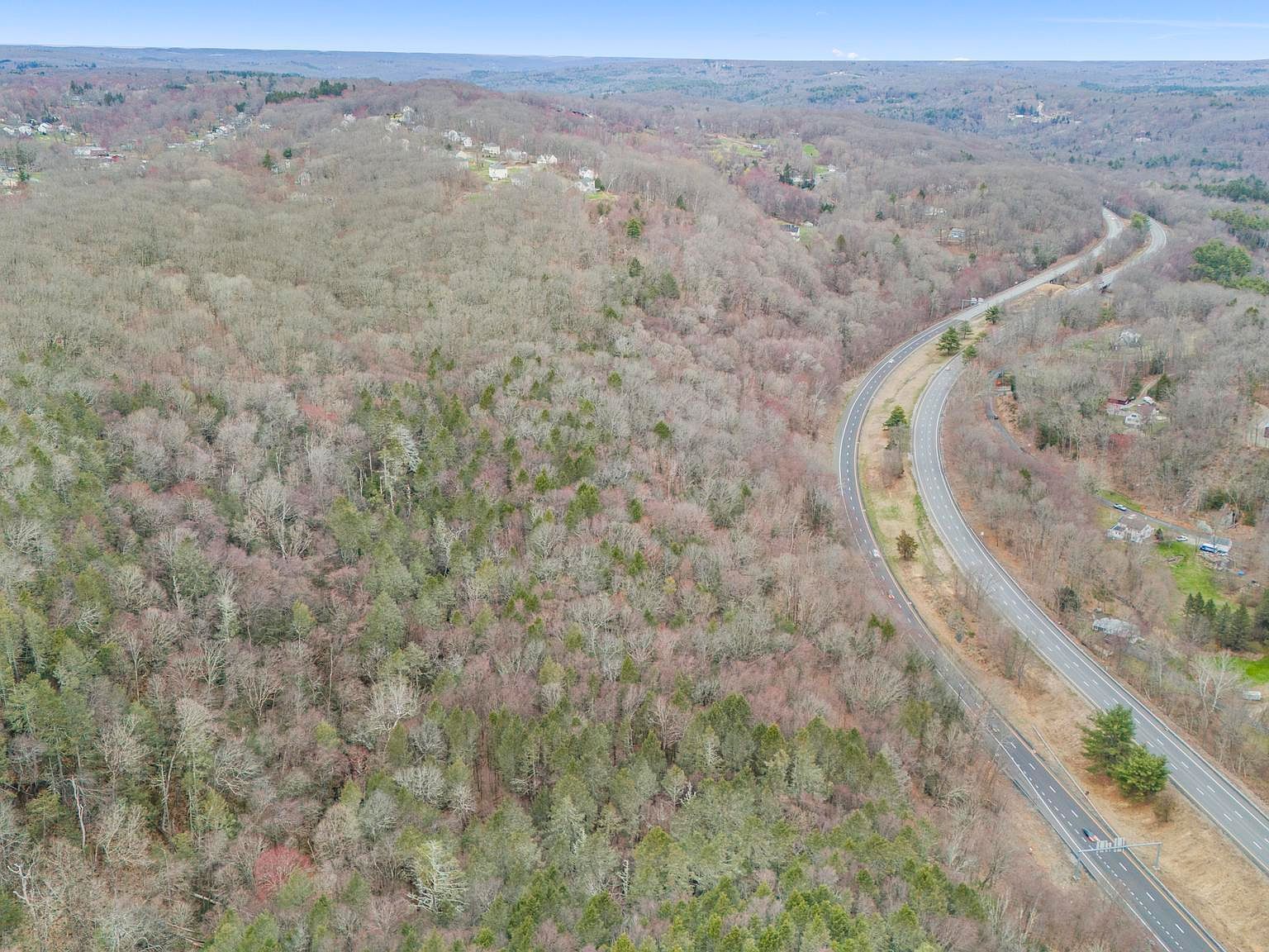 120 Hotchkiss Ave Thomaston, CT 06787 - Thumbnail 3